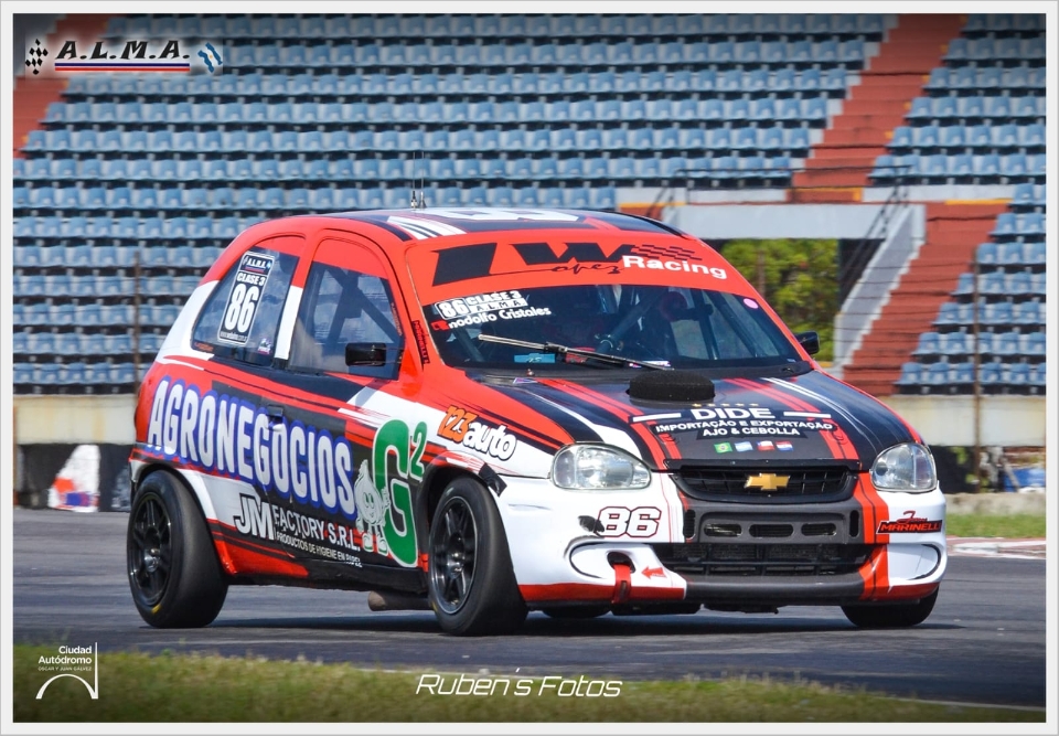 PRIMER TRIUNFO Y UN AÑO SOÑADO PARA JON MARINELLI