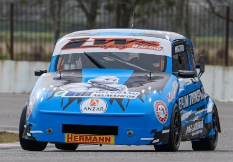 JUAN MANUEL TORRES SE AFIANZA EN TC 1100